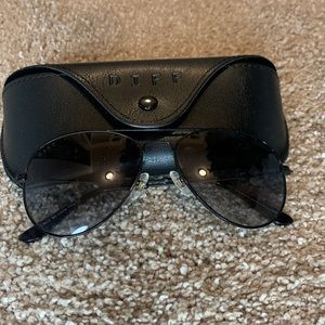 Diff charitable eyewear